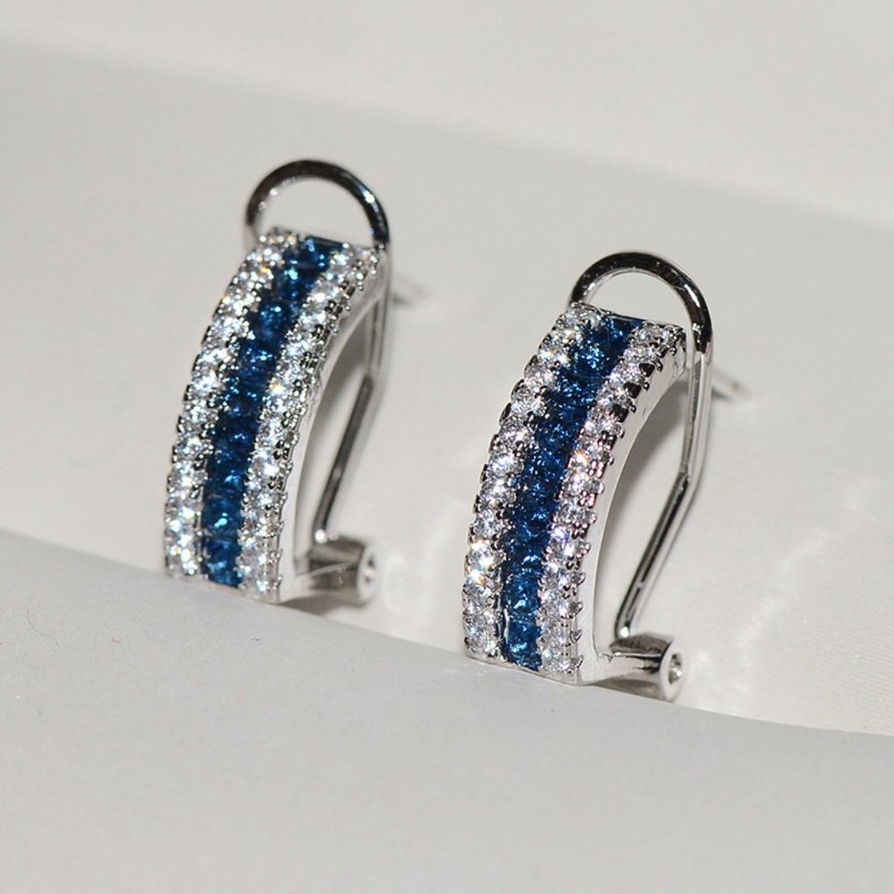 NEW Silver Blue White Round Diamond Omega Studs Earrings - Picture 2 of 3
